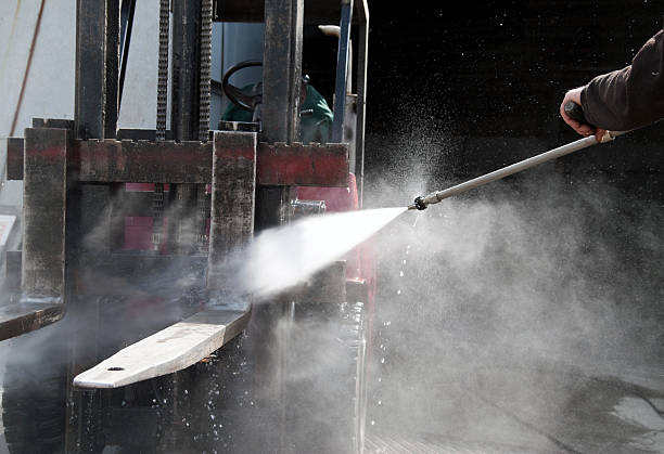 Best Gutter Cleaning and Brightening in Cokato, MN